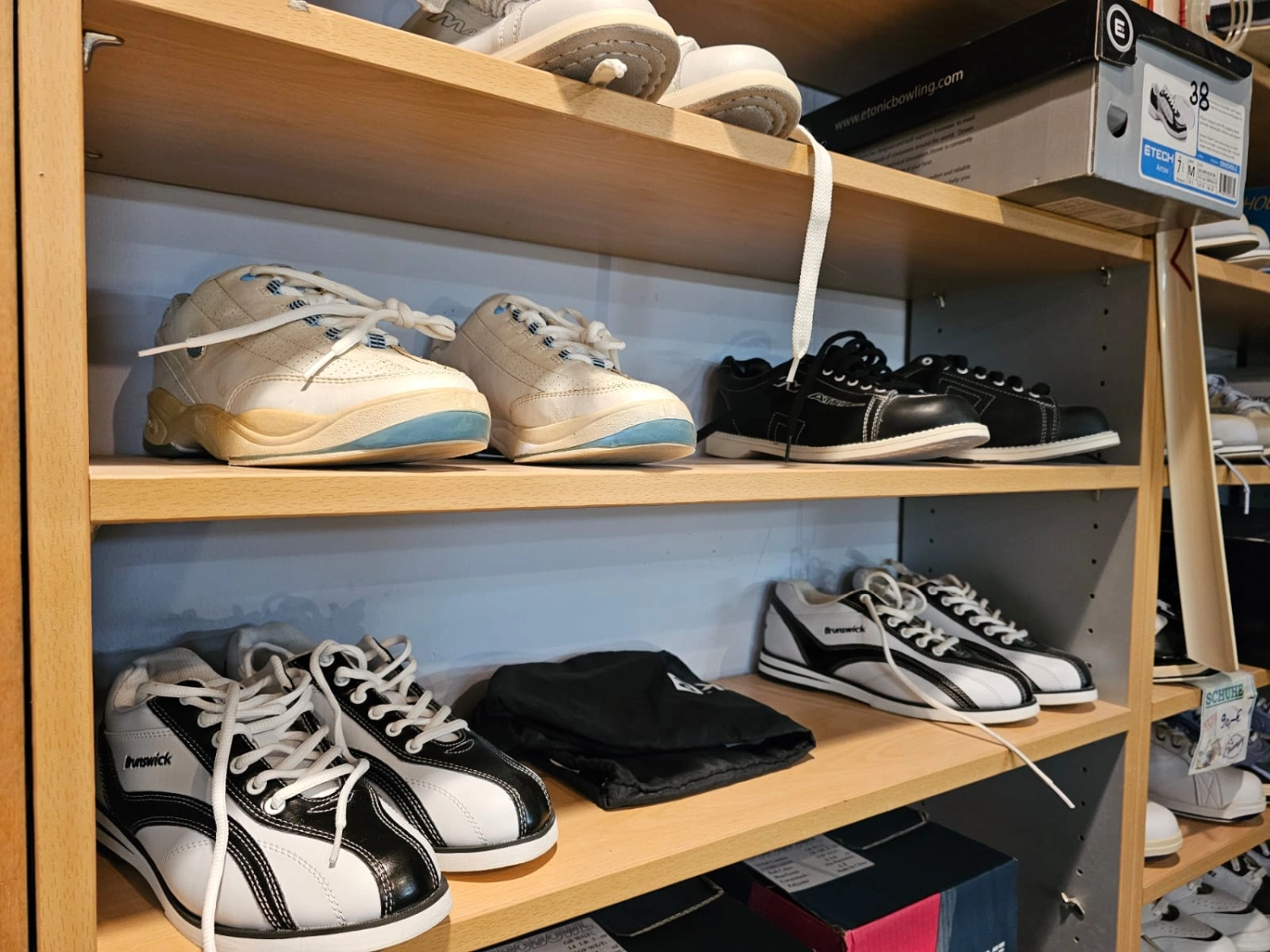 Champs Bowling Kiel GmbH Bowling-Proshop