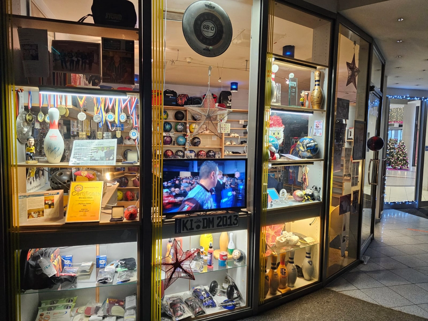 Champs Bowling Kiel GmbH Bowling-Proshop