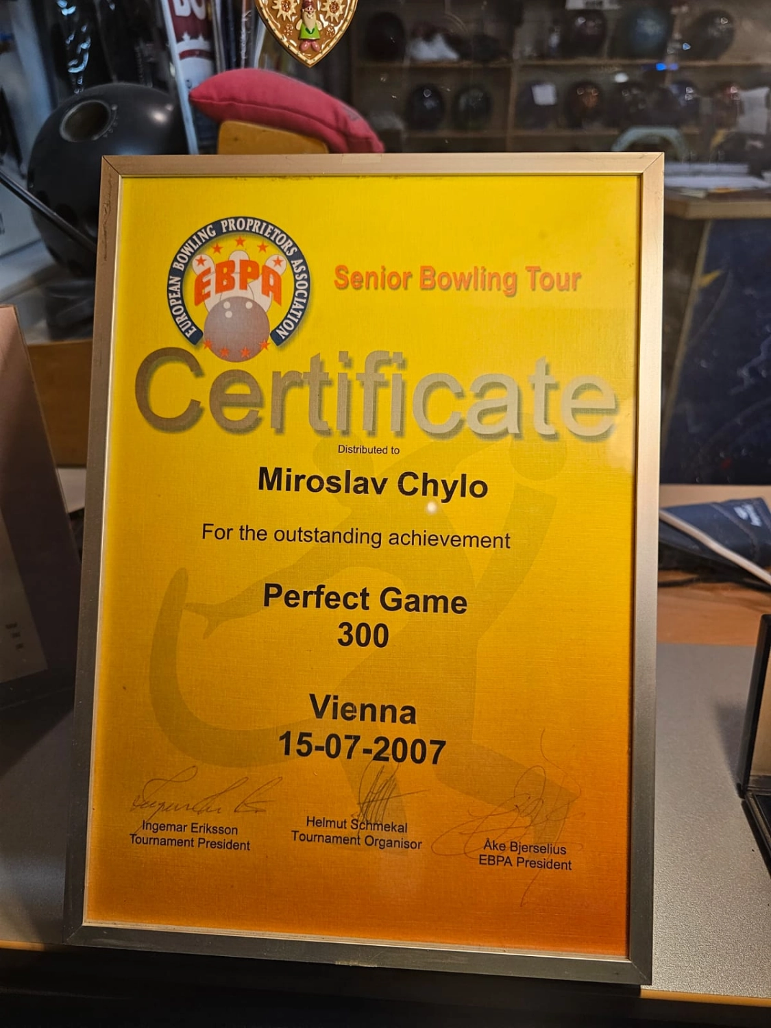 Zertifikat der Champs Bowling Kiel GmbH